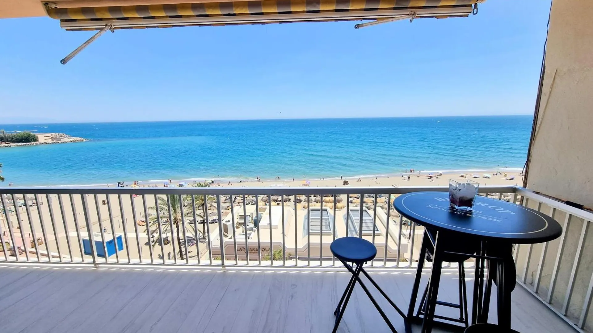 La Caracola I Beachfront & City Center Apartment Fuengirola